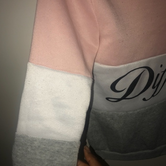 Sweater - Picture 2 of 4